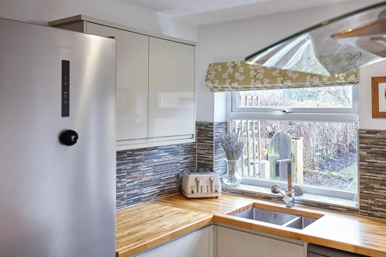 Host & - Willow Holiday home *