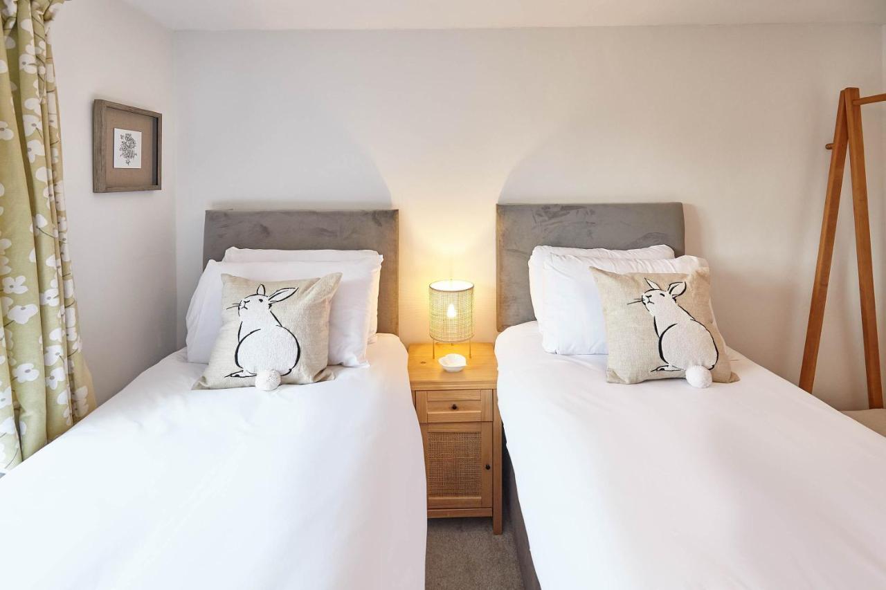 Host & - Willow Holiday home